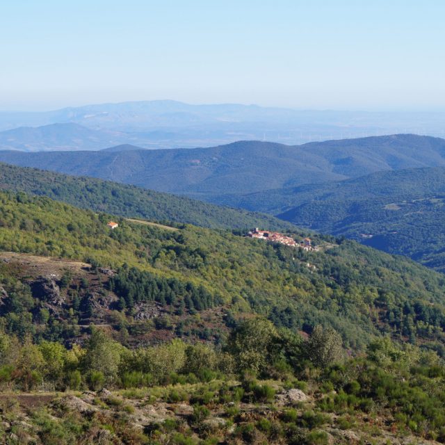 n°19 Les Ménerots & la Tour de Batère